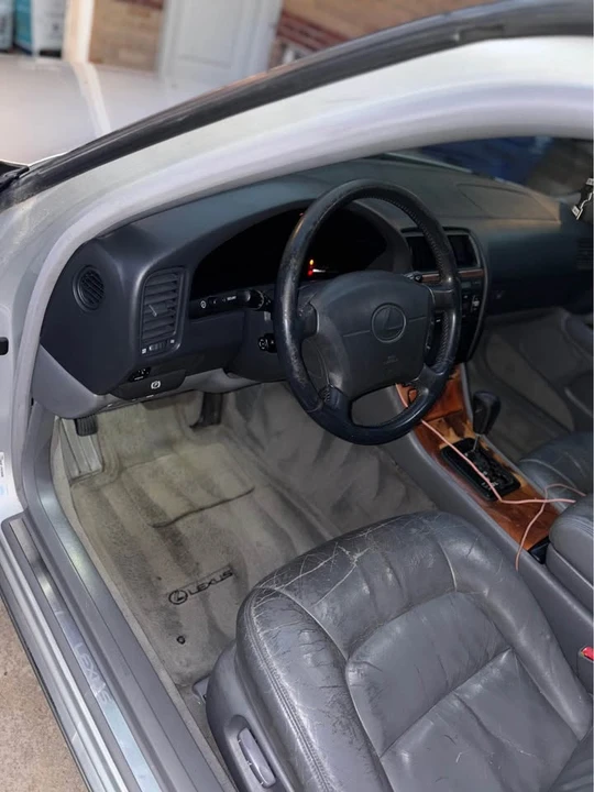 1998 Lexus LS 2nd Gen - Image 3 of 9