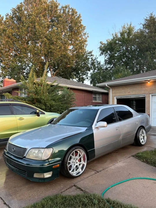1998 Lexus LS 2nd Gen - Image 6 of 9