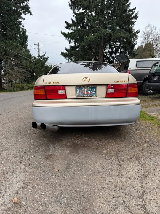 1998 Lexus LS 2nd Gen - Image 16 of 18