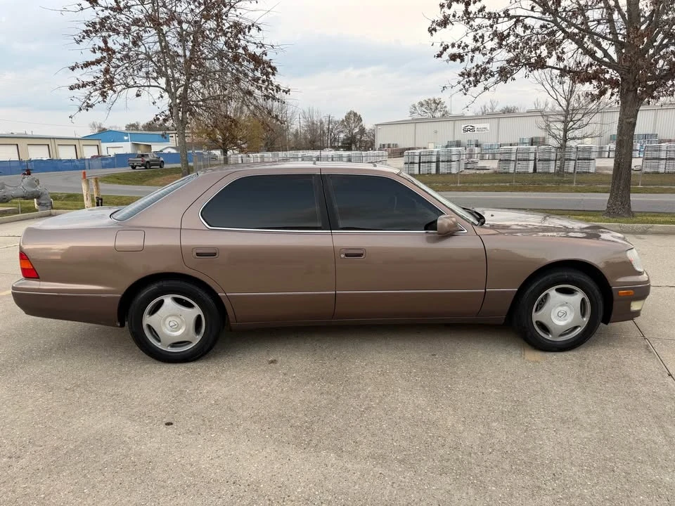 1998 Lexus LS 2nd Gen - Image 4 of 20