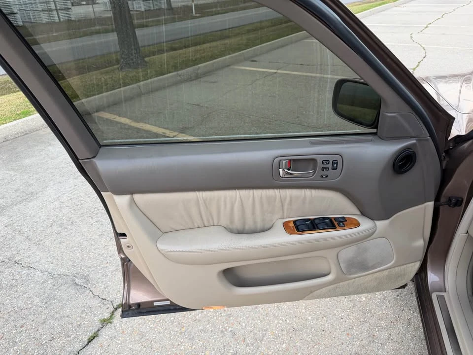 1998 Lexus LS 2nd Gen - Image 7 of 20