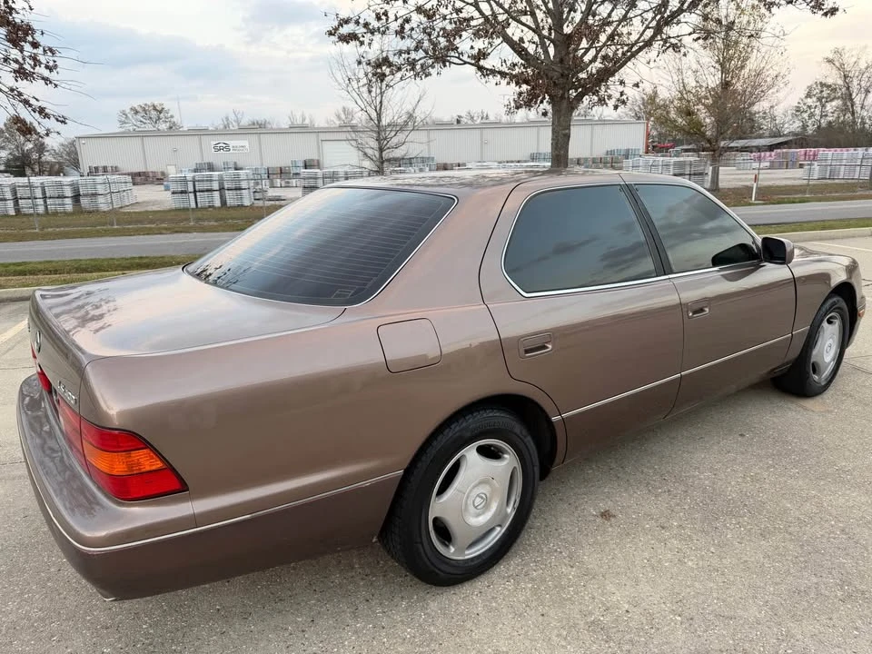 1998 Lexus LS 2nd Gen - Image 3 of 20