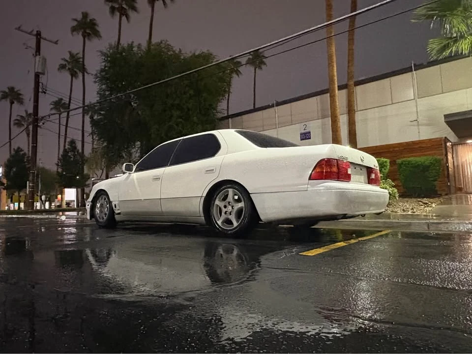 1998 Lexus LS 2nd Gen - Image 3 of 20