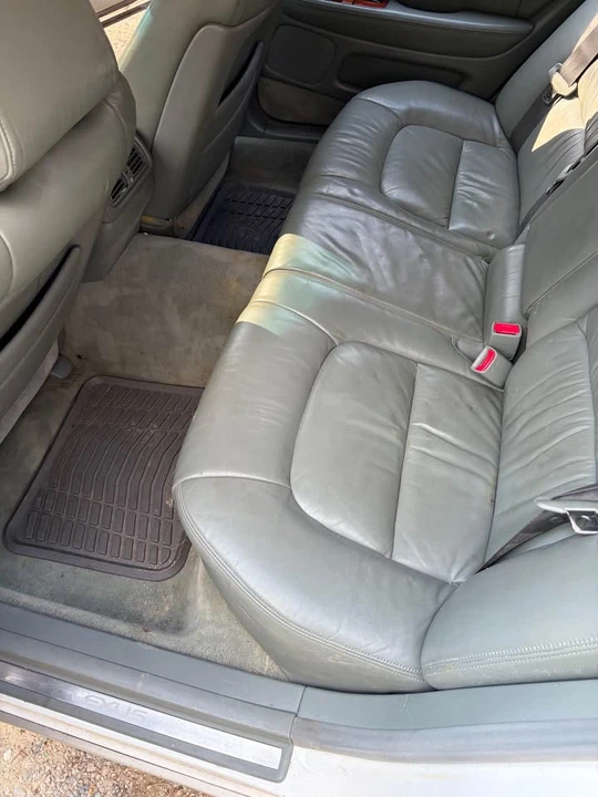 1998 Lexus LS 2nd Gen - Image 10 of 10