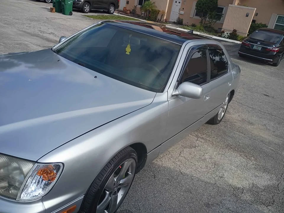 1998 Lexus LS 2nd Gen - Image 3 of 6