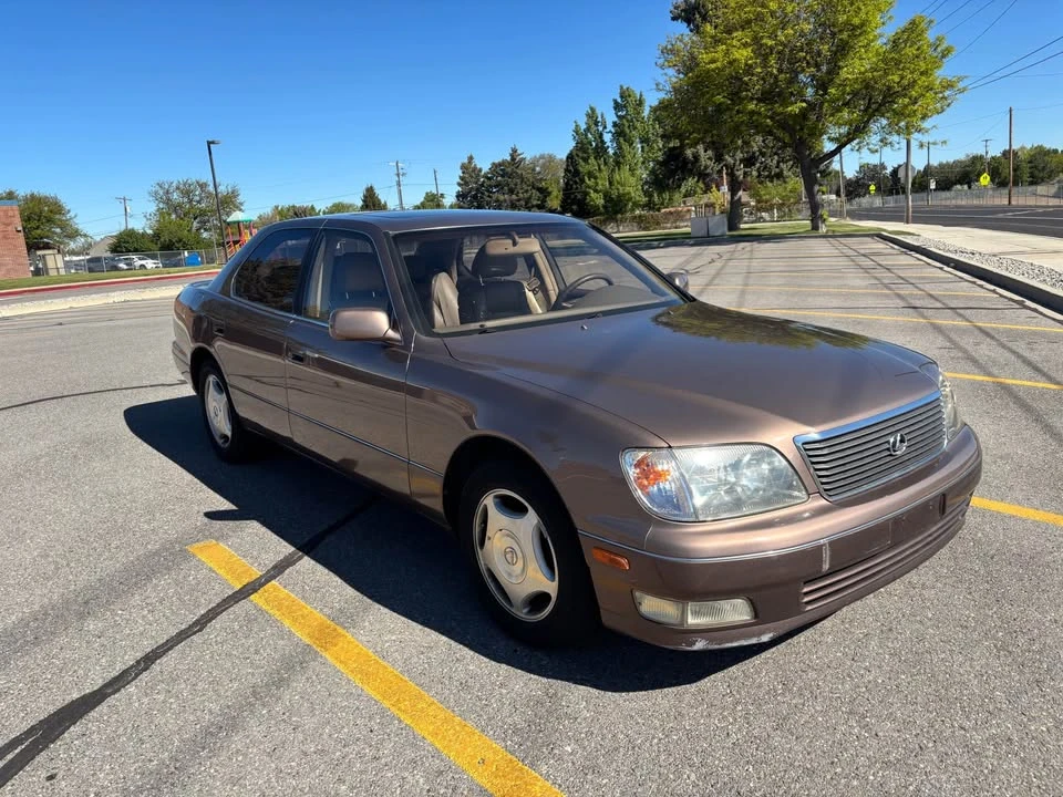 1998 Lexus LS 2nd Gen - Image 2 of 7