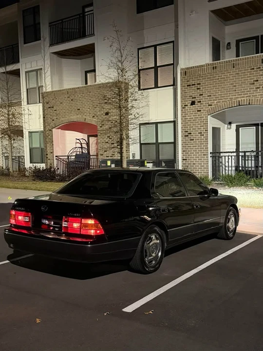 1998 Lexus LS 2nd Gen - Image 2 of 6