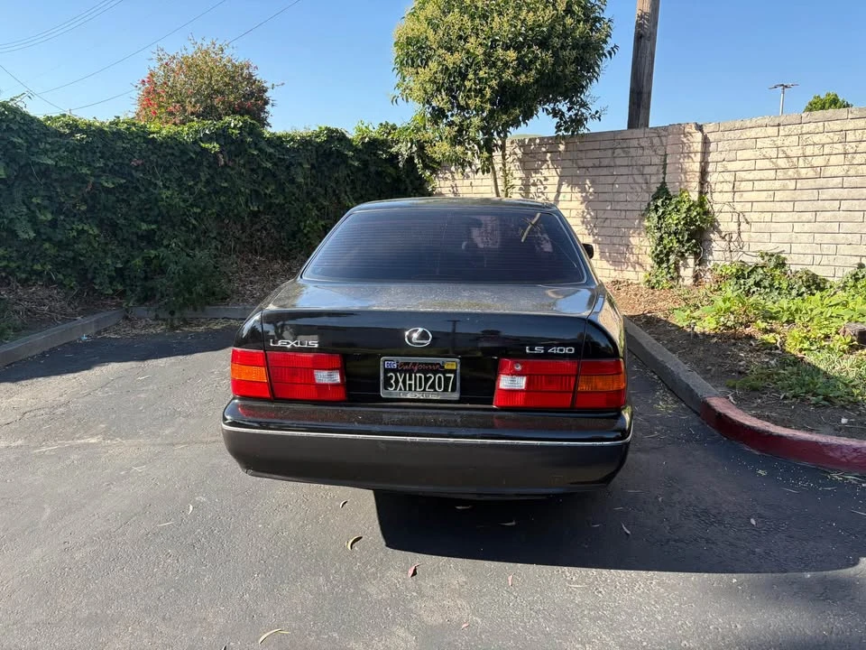 1998 Lexus LS 2nd Gen - Image 2 of 7
