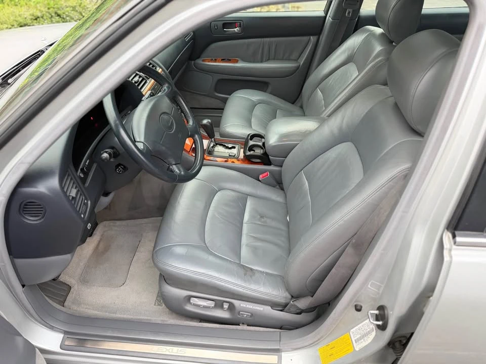 1998 Lexus LS 2nd Gen - Image 10 of 14