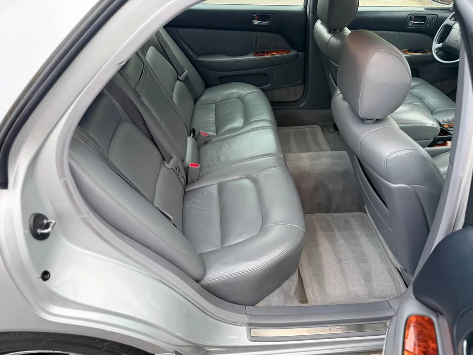 1998 Lexus LS 2nd Gen - Image 13 of 14