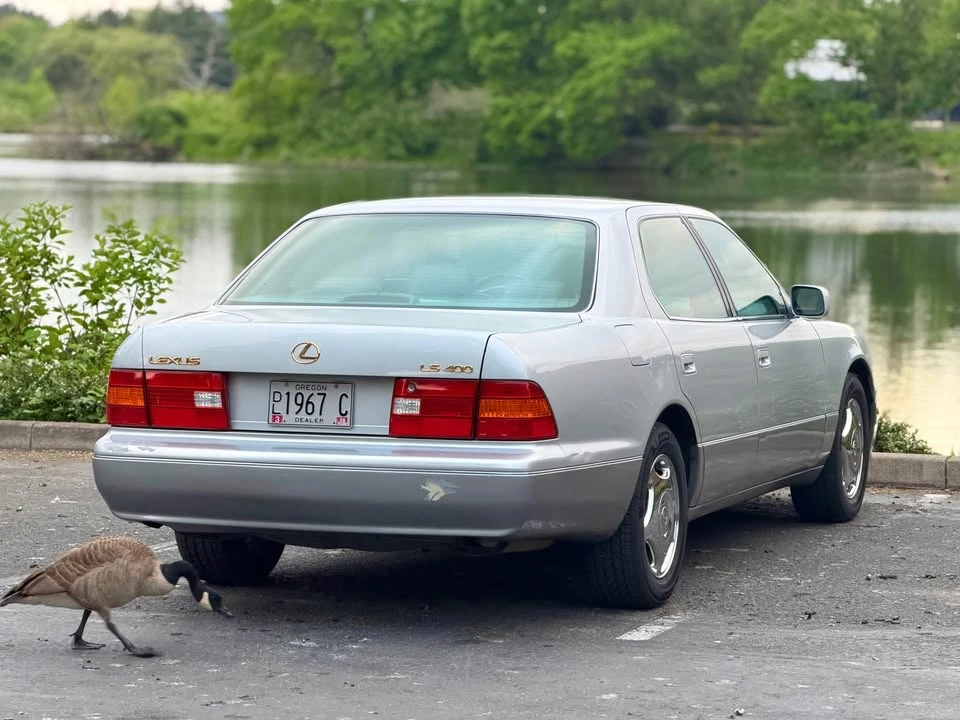 1998 Lexus LS 2nd Gen - Image 5 of 14