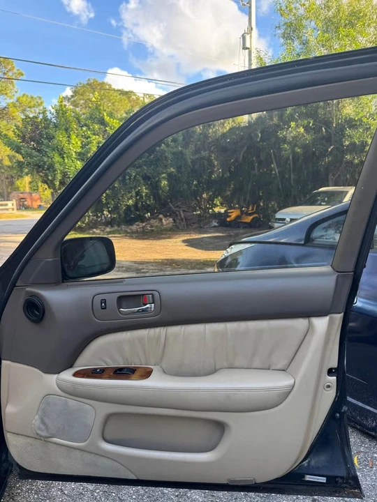 1998 Lexus LS 2nd Gen - Image 5 of 14