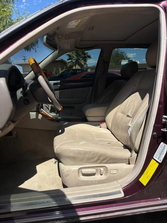 1998 Lexus LS 2nd Gen - Image 5 of 5