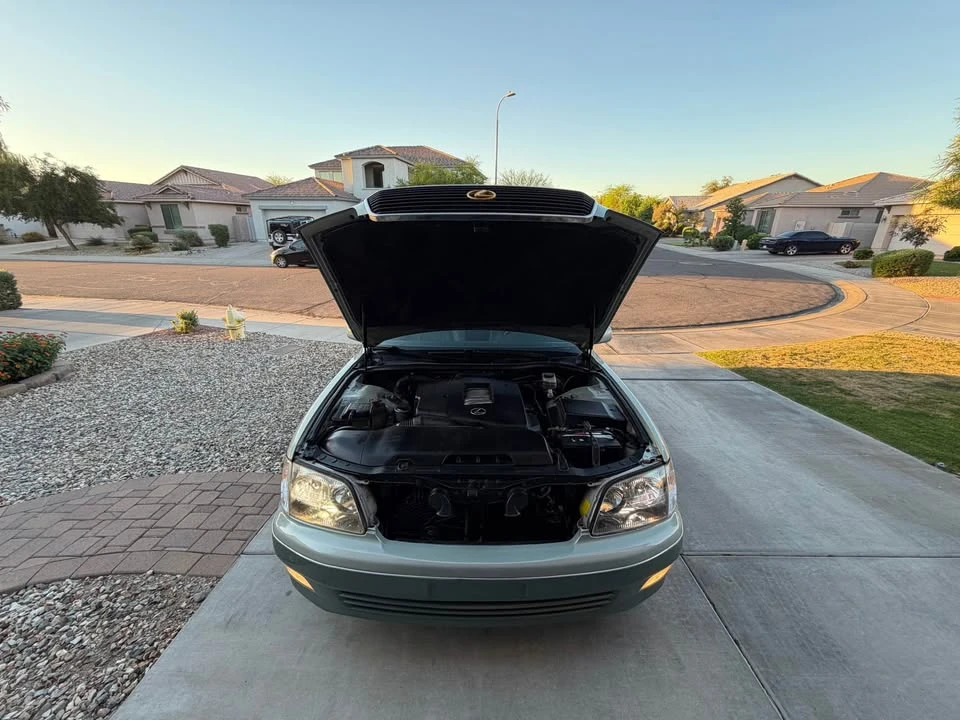 1998 Lexus LS 2nd Gen - Image 14 of 20