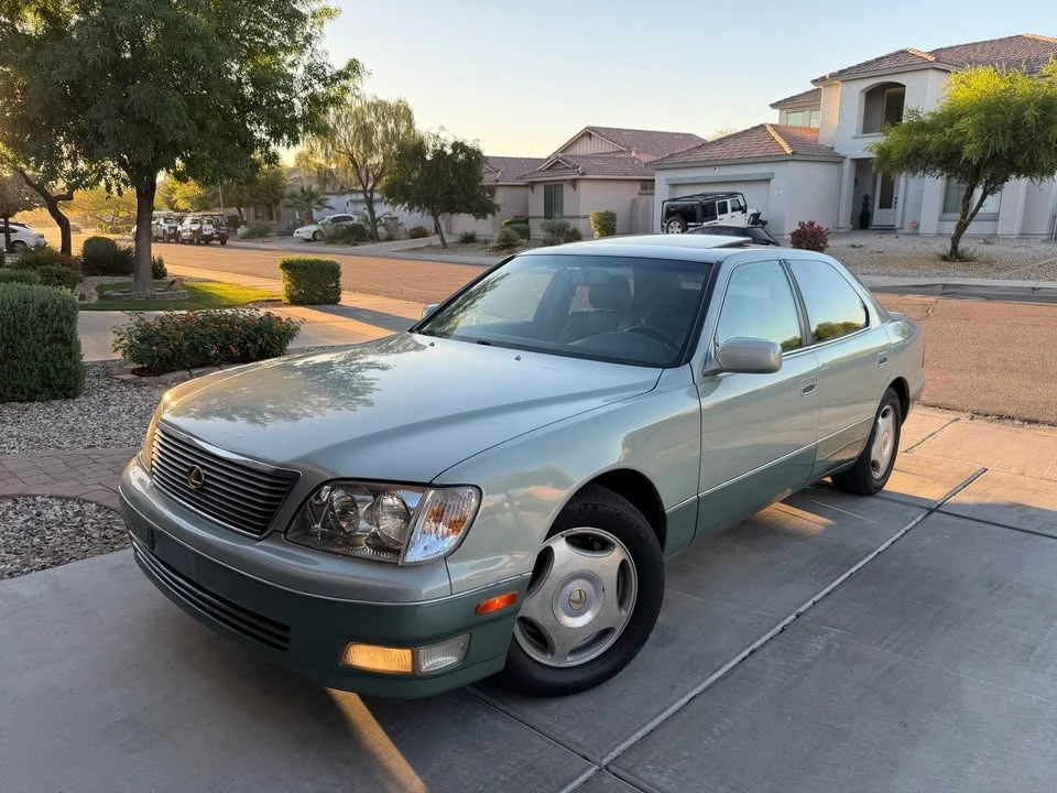 1998 Lexus LS 2nd Gen - Image 19 of 20