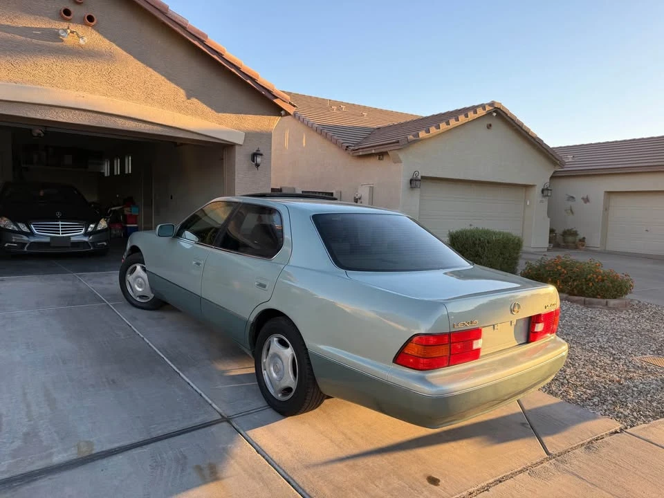 1998 Lexus LS 2nd Gen - Image 14 of 21