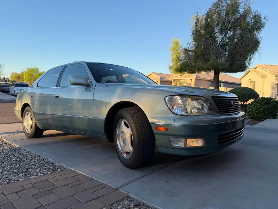 1998 Lexus LS 2nd Gen - Image 16 of 20
