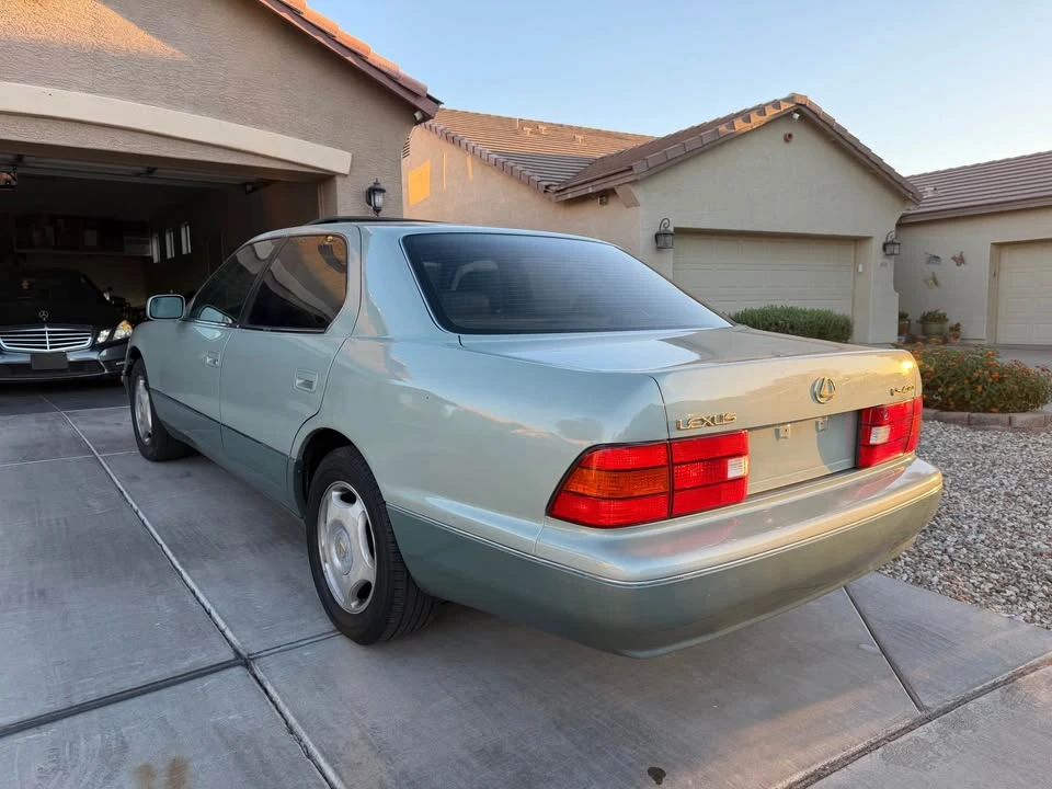 1998 Lexus LS 2nd Gen - Image 3 of 21