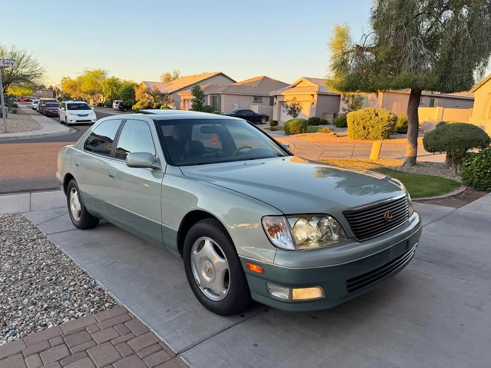1998 Lexus LS 2nd Gen - Image 2 of 21
