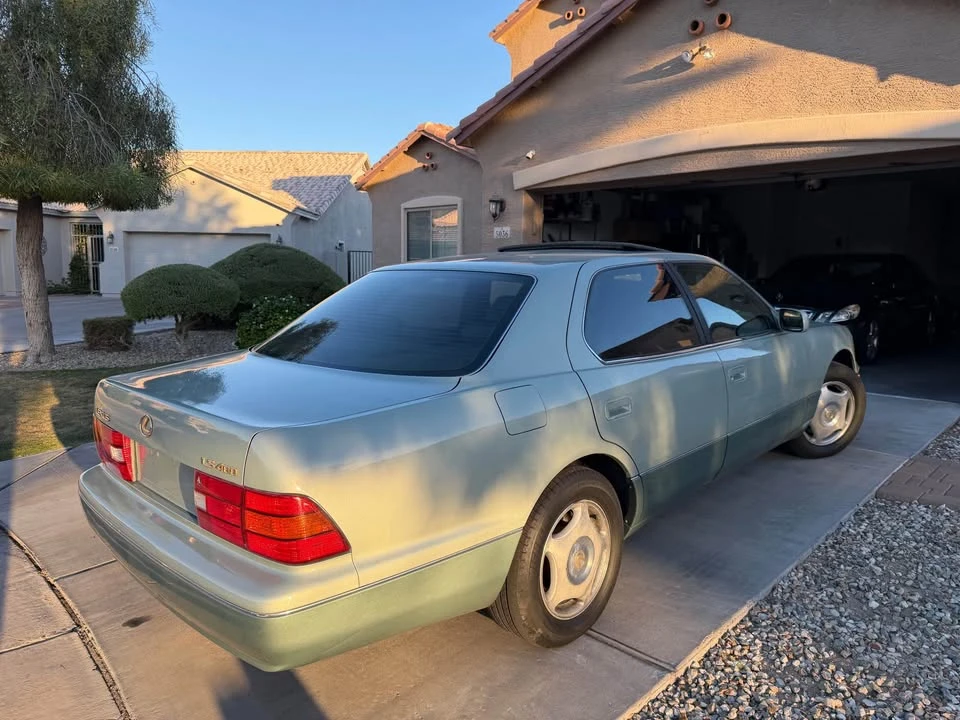 1998 Lexus LS 2nd Gen - Image 11 of 18