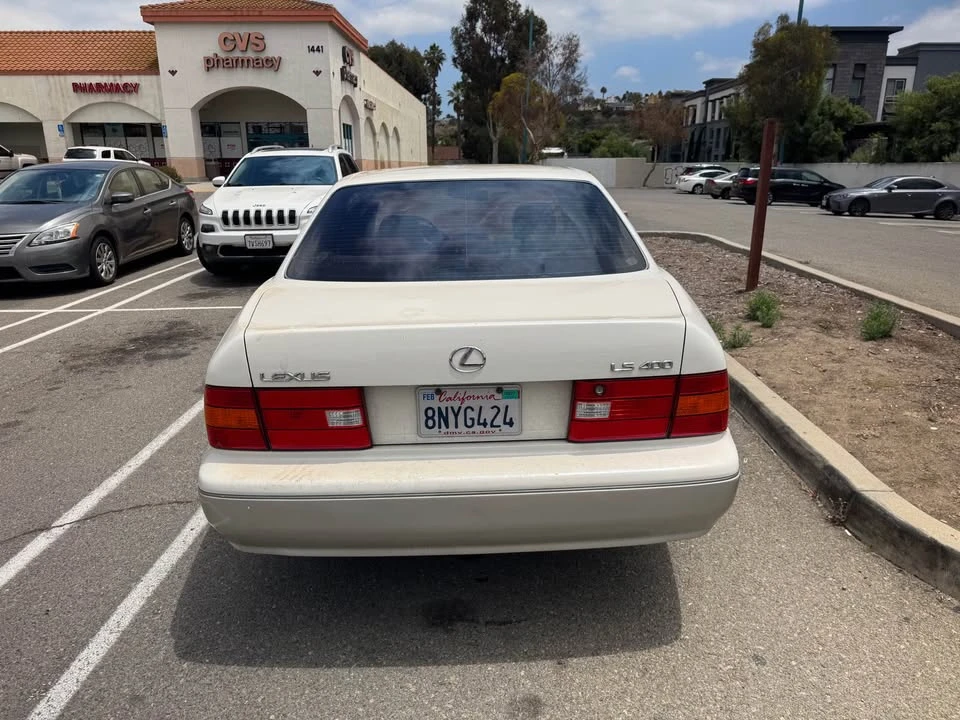 1998 Lexus LS 2nd Gen - Image 8 of 11