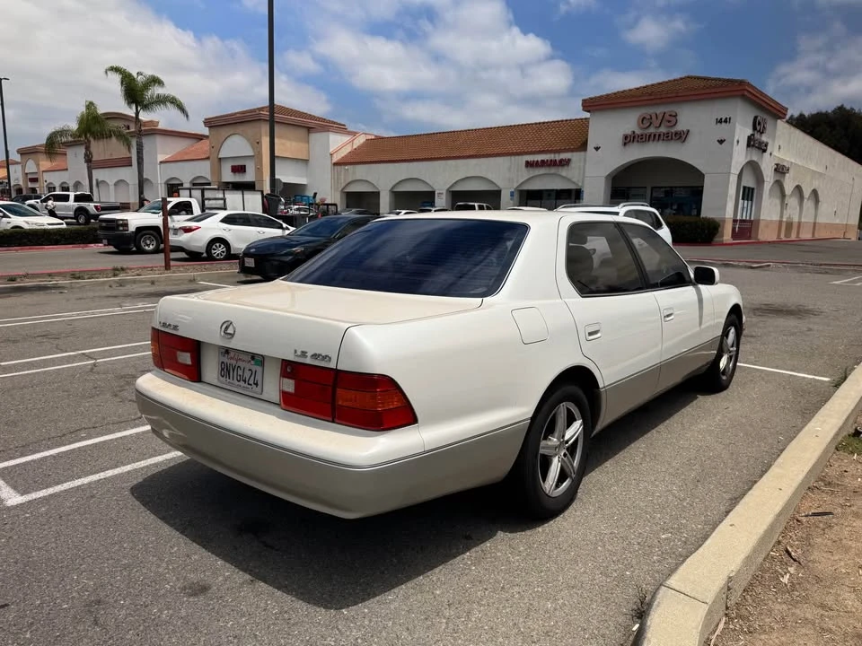 1998 Lexus LS 2nd Gen - Image 7 of 11