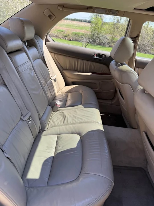 1998 Lexus LS 2nd Gen - Image 8 of 12