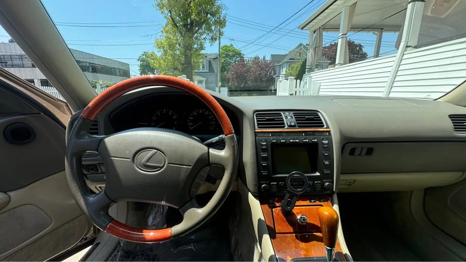 1998 Lexus LS 2nd Gen - Image 14 of 14