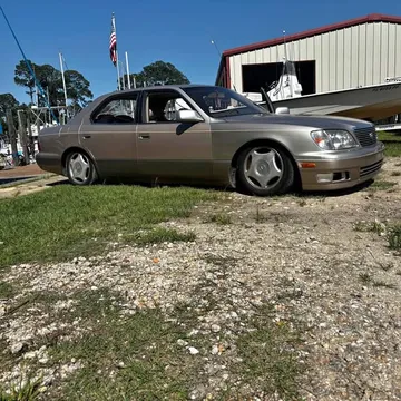 1998 Lexus LS 400 Sedan 4D