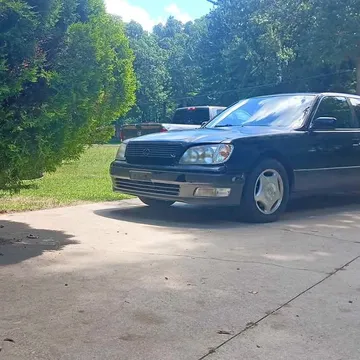 1998 Lexus LS 400 Sedan 4D