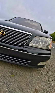 1998 Lexus LS 400 Sedan 4D