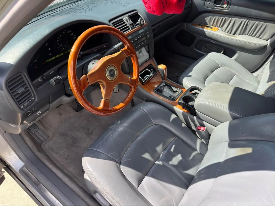 1998 Lexus LS 2nd Gen - Image 8 of 13