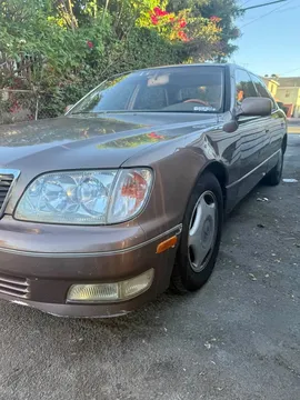 1998 Lexus LS 400 Sedan 4D