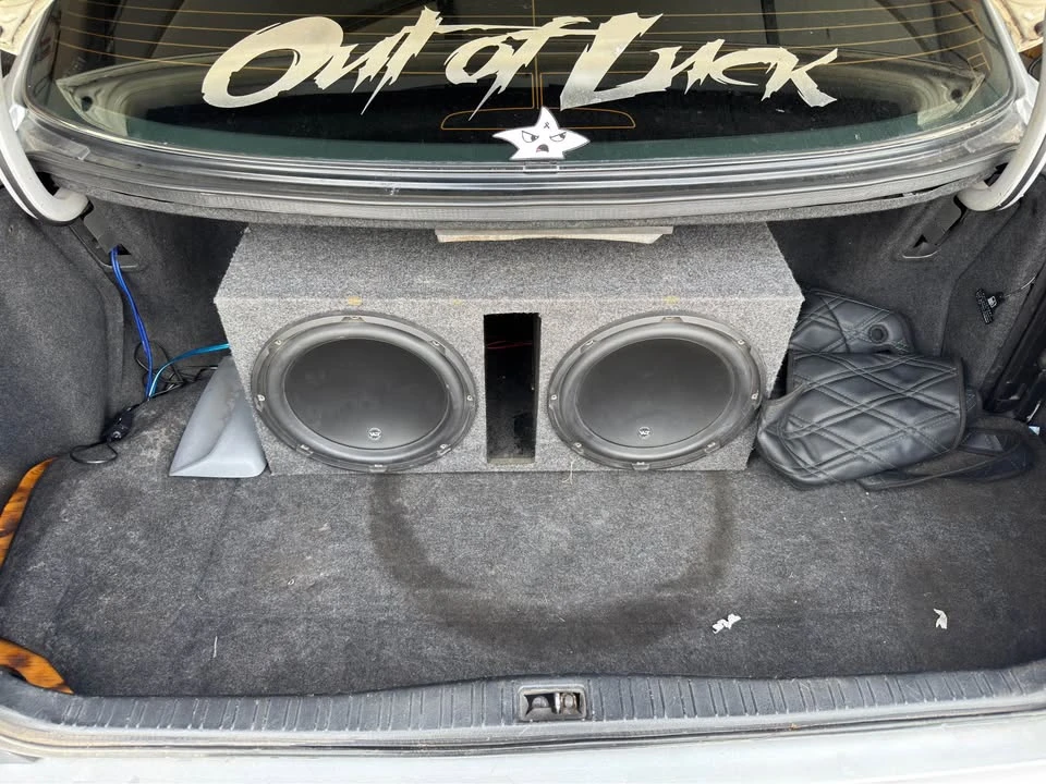 1998 Lexus LS 2nd Gen - Image 10 of 13