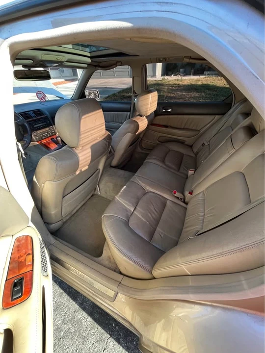 1998 Lexus LS 2nd Gen - Image 6 of 7