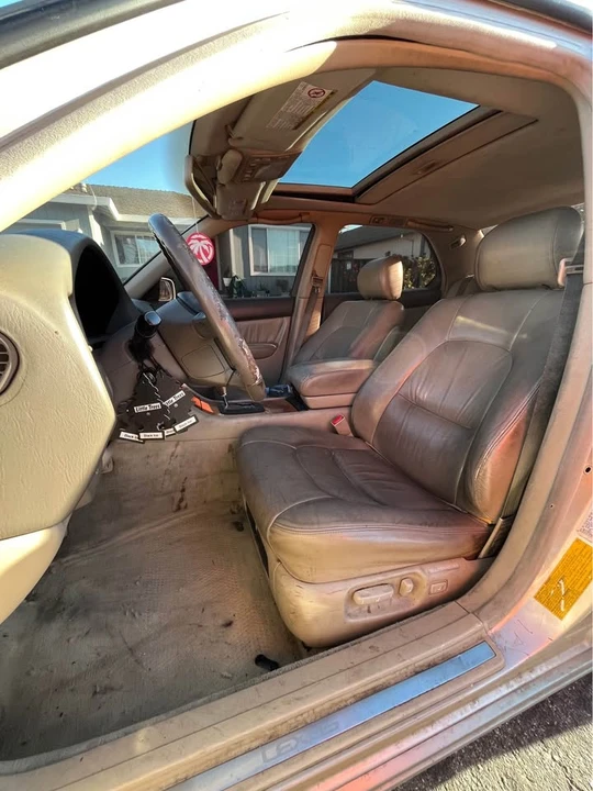 1998 Lexus LS 2nd Gen - Image 6 of 6