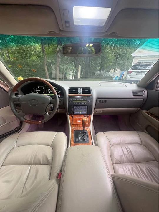 1998 Lexus LS 2nd Gen - Image 7 of 14