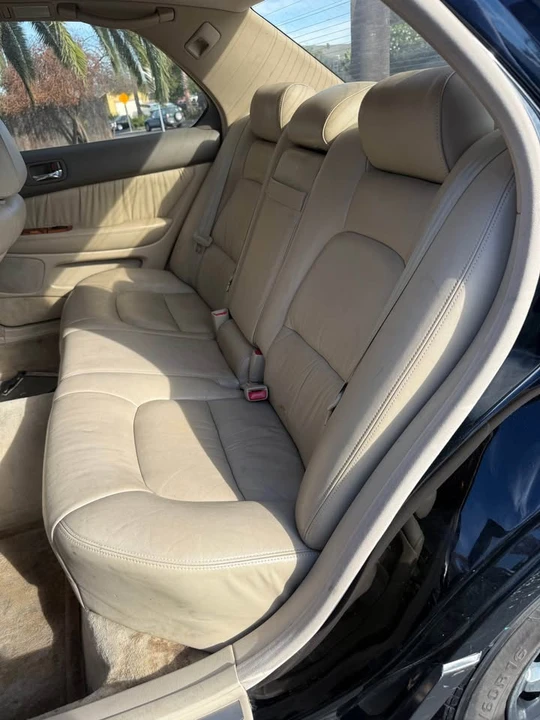 1998 Lexus LS 2nd Gen - Image 5 of 10