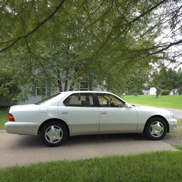 1998 Lexus LS 2nd Gen - Image 8 of 12