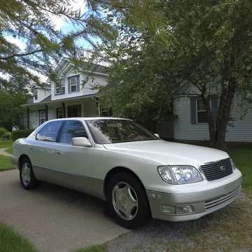 1998 Lexus LS 400 Sedan 4D