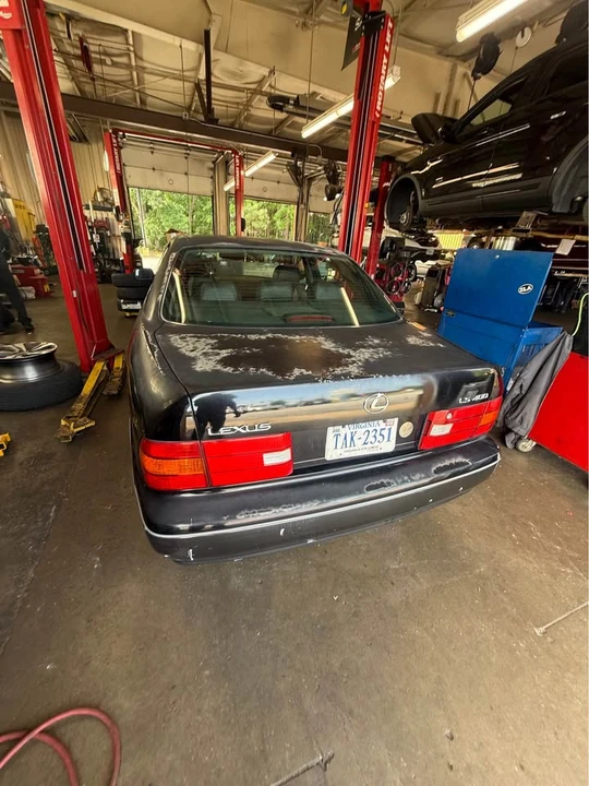 1998 Lexus LS 2nd Gen - Image 3 of 4