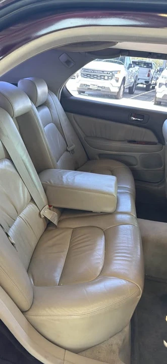 1998 Lexus LS 2nd Gen - Image 10 of 10