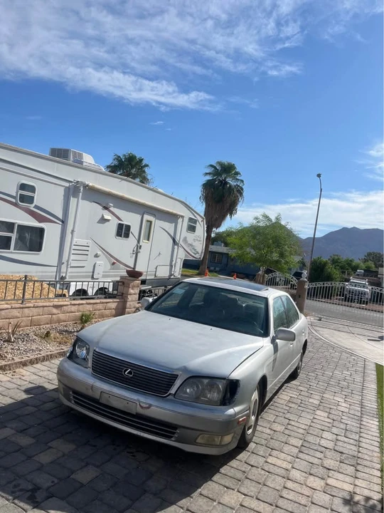 1998 Lexus LS 2nd Gen - Image 2 of 11
