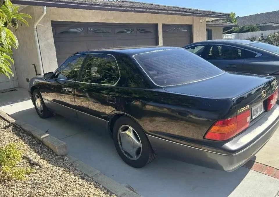 1998 Lexus LS 2nd Gen - Image 3 of 7