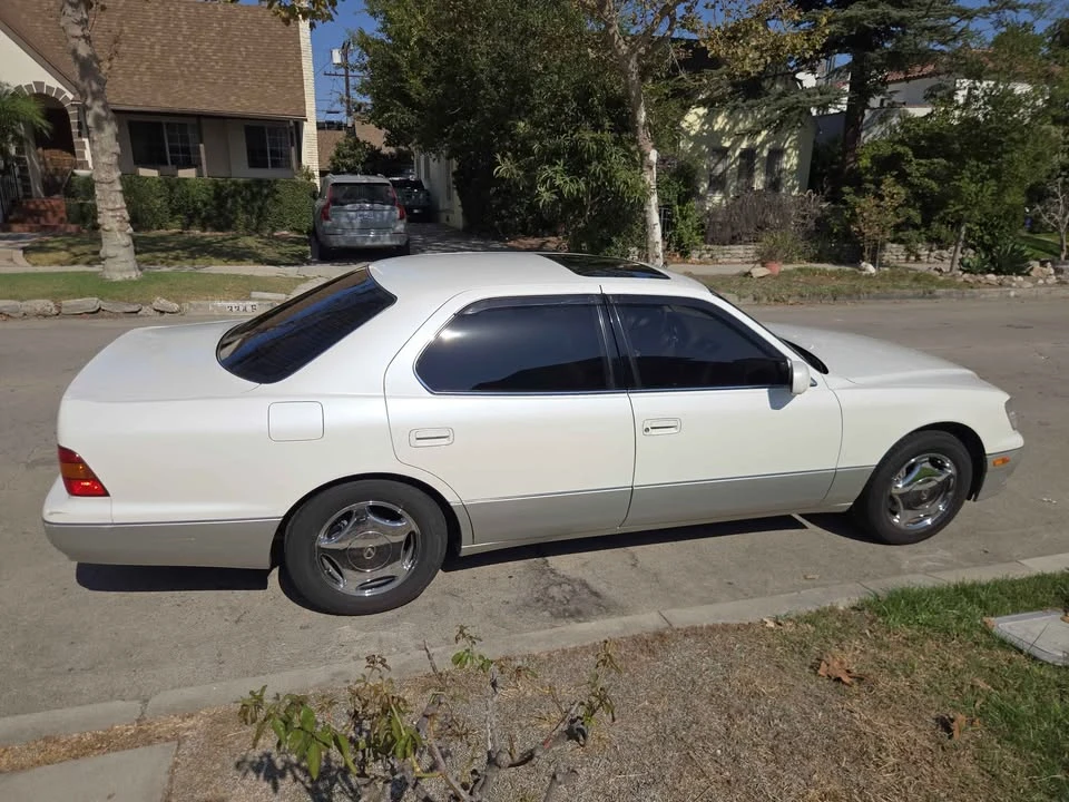 1998 Lexus LS 2nd Gen - Image 3 of 17