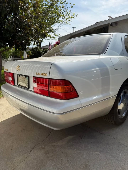 1998 Lexus LS 2nd Gen - Image 6 of 16