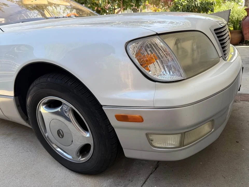 1998 Lexus LS 2nd Gen - Image 4 of 16