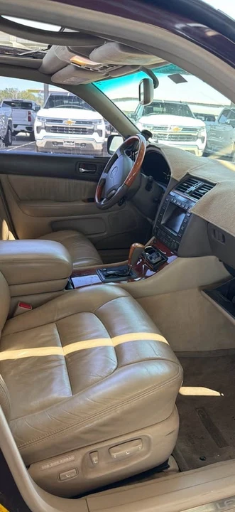 1998 Lexus LS 2nd Gen - Image 5 of 10