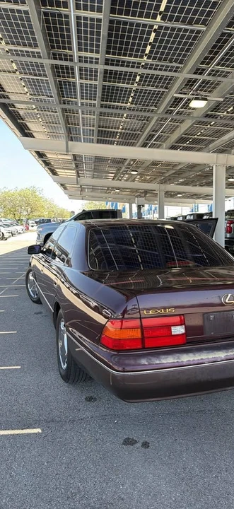 1998 Lexus LS 2nd Gen - Image 3 of 10