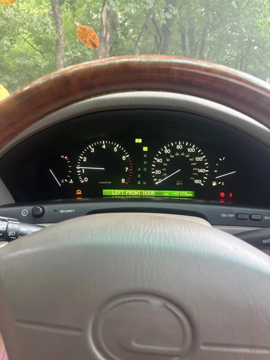 1998 Lexus LS 2nd Gen - Image 6 of 14
